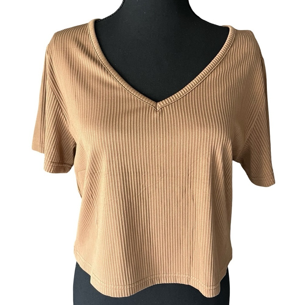 Ribbed V-Neck Crop Top in Tan